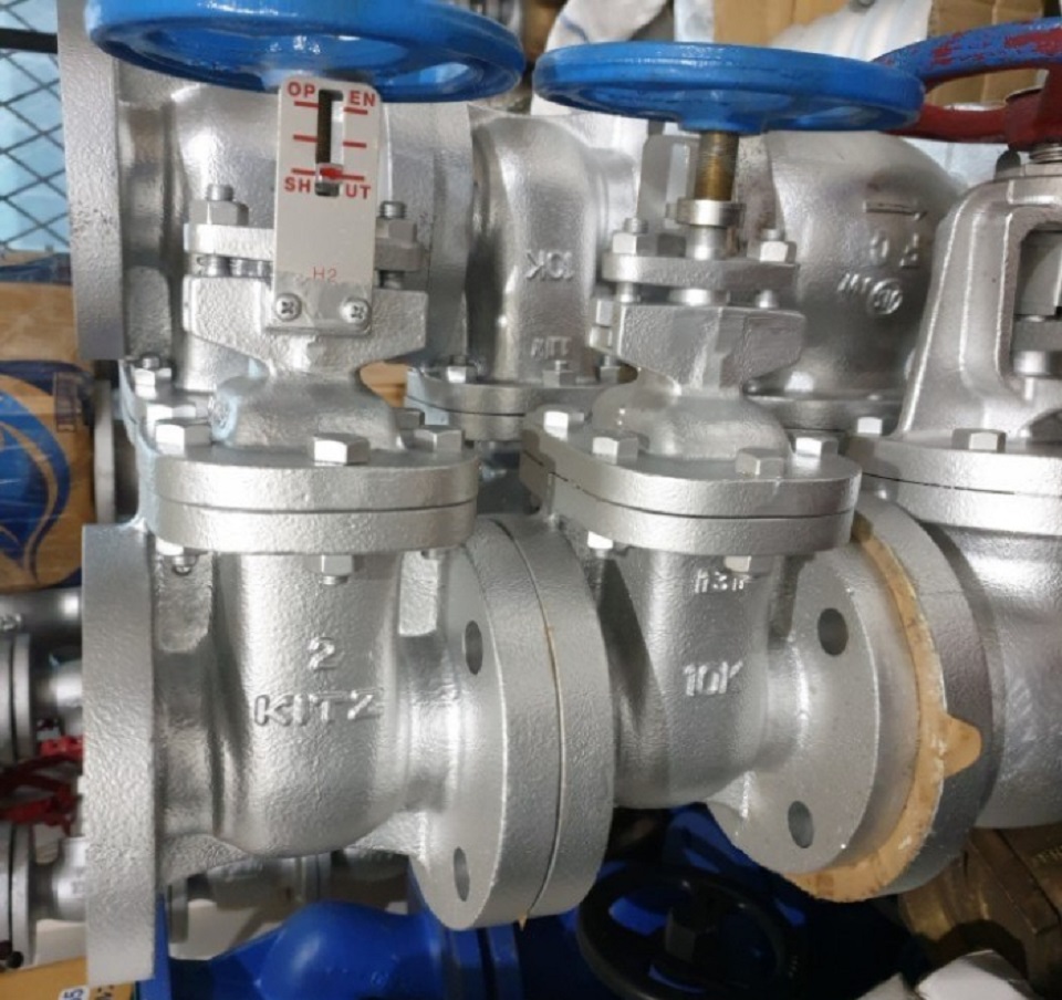 Van Cổng Gang Fchi Kitz