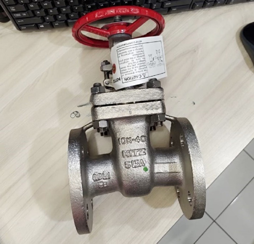 Van Cổng Inox 10Uma Kitz